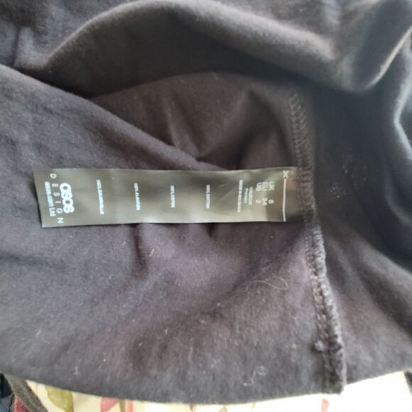 Asos design padded shoulder long sleeve maxi dress in black - Picture 4 of 5